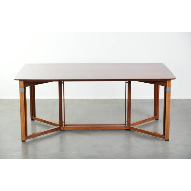 We are offering this beautiful Art Deco design set consisting of a dining table and dining chairs from Schuitema's...