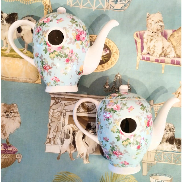 Vintage Ceramic Chinoiserie Pale Pink Blue Tea Pot Wall Decor Pockets- a Pair For Sale In West Palm - Image 6 of 8