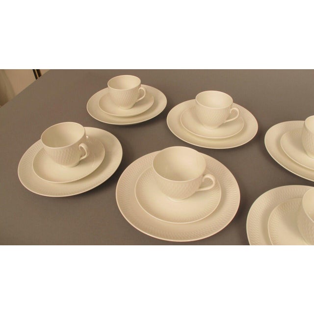 1960s Mid-Century Modern Wheat Grain 24 Piece Coffee Set Royal Copenhagen Denmark Thorkild Olsen For Sale - Image 9 of 13