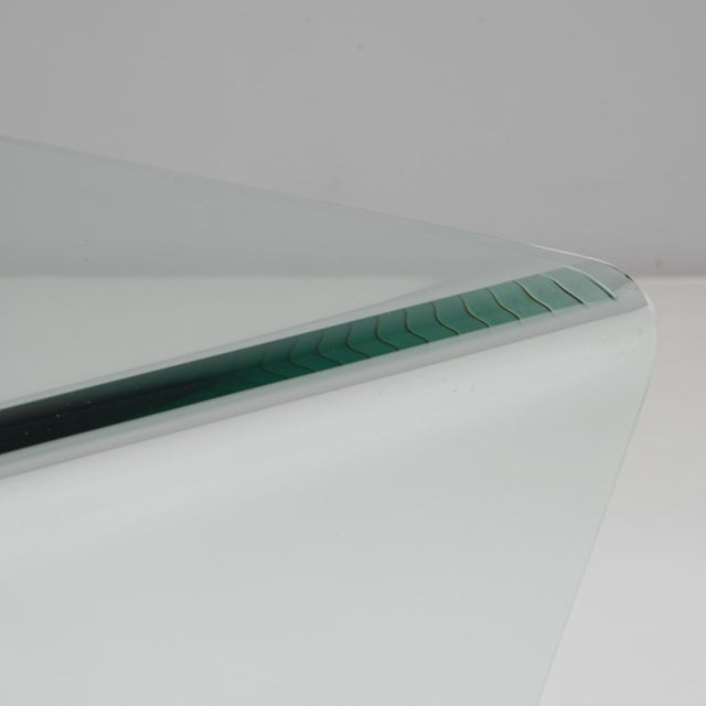 Glass 20th Century French Postmodern Curved Glass Coffee Table For Sale - Image 7 of 18