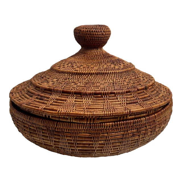Mid 20th Century East African Coiled Lidded Basket, Possibly Ethiopian For Sale