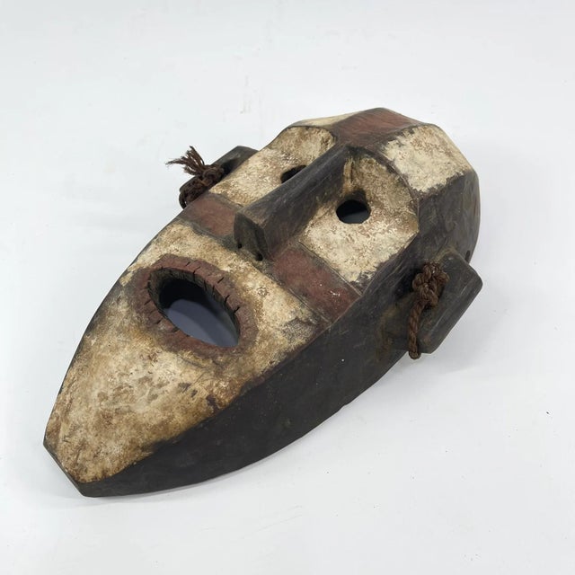 Early 20th Century Early 20th Century Boa Mask For Sale - Image 5 of 8