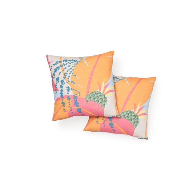 Schumacher Schumacher Ananas Pillow in Tropical For Sale - Image 4 of 7