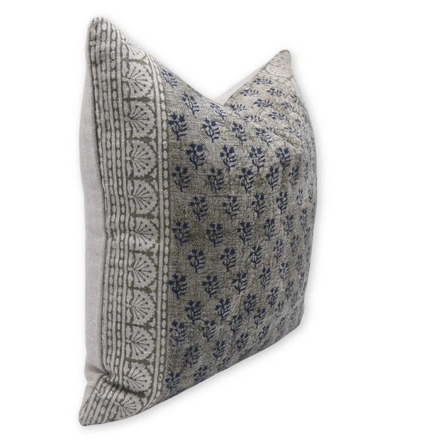 Introduce timeless artistry into your home with the rangoli cushion cover by Fabdivine. Handmade using traditional block...