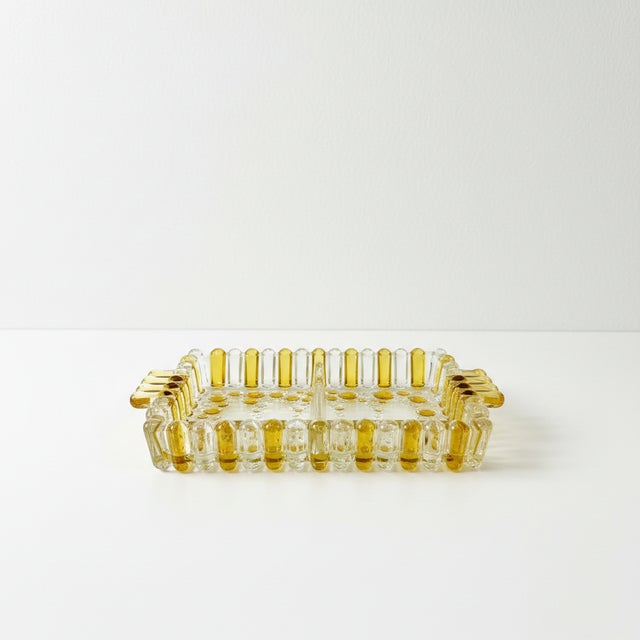 This elegant “Bolero” crystal plate by Walther Glass is a fine example of 1970s glass design, combining decorative appeal...