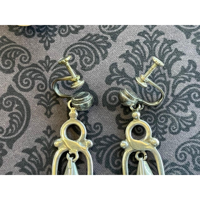 Antonio Pineda Mexican Modern Silver and Amethyst Earrings Antonio Pineda For Sale - Image 4 of 8