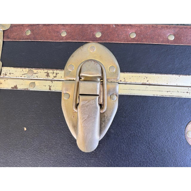 Vintage Concourse “Roll It” Wheeled Travel Trunk / Rolling Steamer Chest For Sale - Image 12 of 12