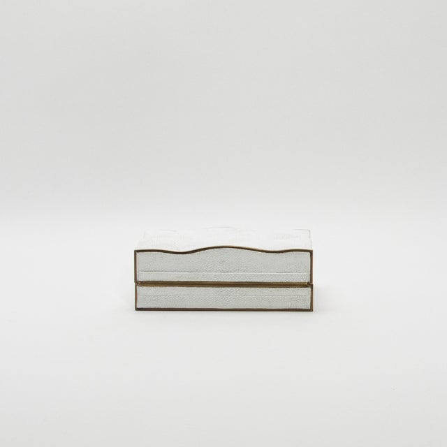 White Set of 3 Quilted Boxes in White Shagreen With Bronze Patina Brass by Kifu Paris For Sale - Image 8 of 9