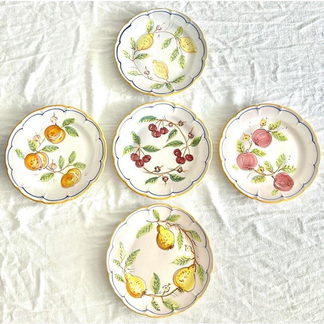 White Mid 20th Century Gump’s Vintage Italian Hand Painted Scalloped Stoneware Fruit Plates- a Set For Sale - Image 8 of 9