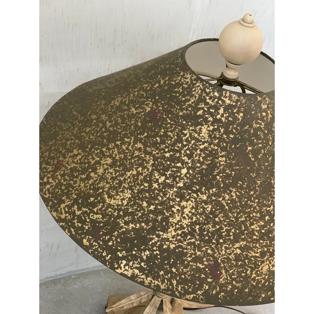 1970s Vintage 1970’s Palm Beach, Hollywood Regency, Safari Bronzed Macaw Parrot Perched in a Tole Painted Tropical Palm Tree Table Lamp With Matching Shade For Sale - Image 5 of 12