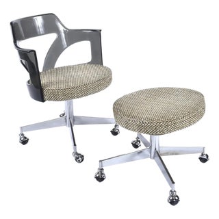 1970s Chromcraft Style Space Age Acrylic Armchair With Rolling Footstool For Sale