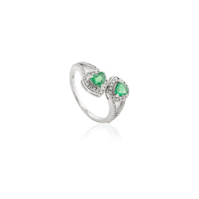 18k Authentic Heart Cut Emerald Wrap Around Finger Ring Size 6.5 For Sale In New York - Image 6 of 12