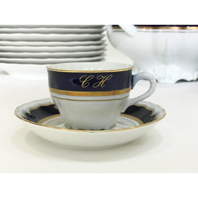 Cobalt & 24K Gold Porcelain Service from Bidasoa, 1980s, Set of 84 For Sale - Image 6 of 18