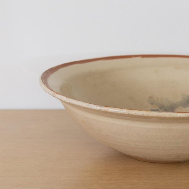 Cream 1960s Spanish Painted Ceramic Bowl For Sale - Image 8 of 8