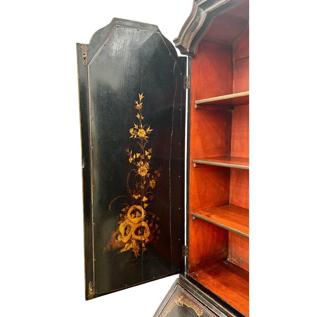 Early 18th Century Queen Anne Japan Secretary Bookcase For Sale - Image 12 of 14