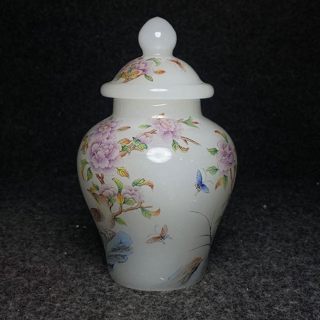 Late 20th Century Small Chinese Hand-Painted Peking Glass Jar With Lid - Pheasant & Peony Motif For Sale - Image 5 of 9