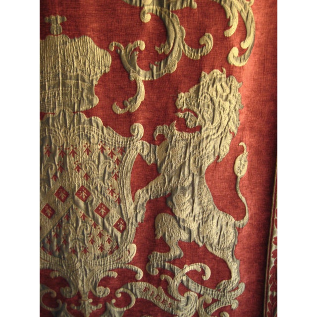 French Early 20th Century French Royal Coat of Arm Tapestry For Sale - Image 3 of 8