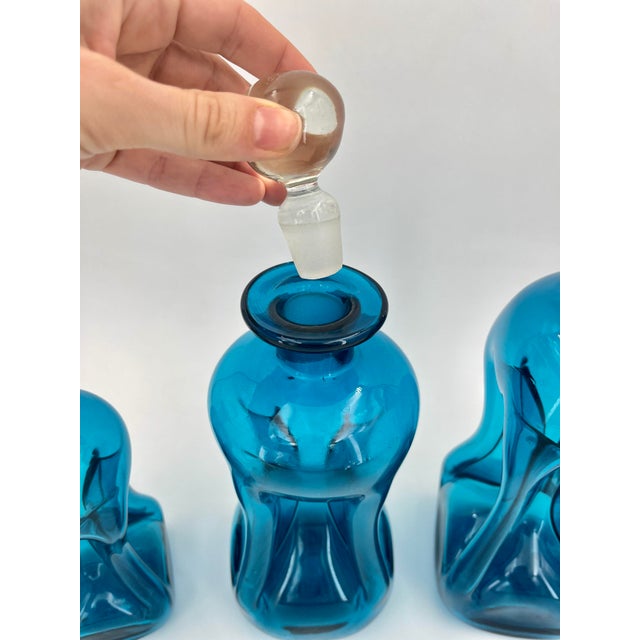 1960s Vintage Blue Kluk Kluk Glass Decanters attributed to Jacob Bang for Holmegaard, Denmark, 1962, Set of 3 For Sale - Image 5 of 16