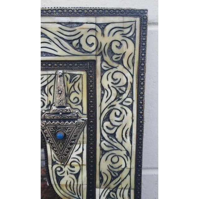 2000 - 2009 Moroccan Rectangular White Mirror For Sale - Image 5 of 7