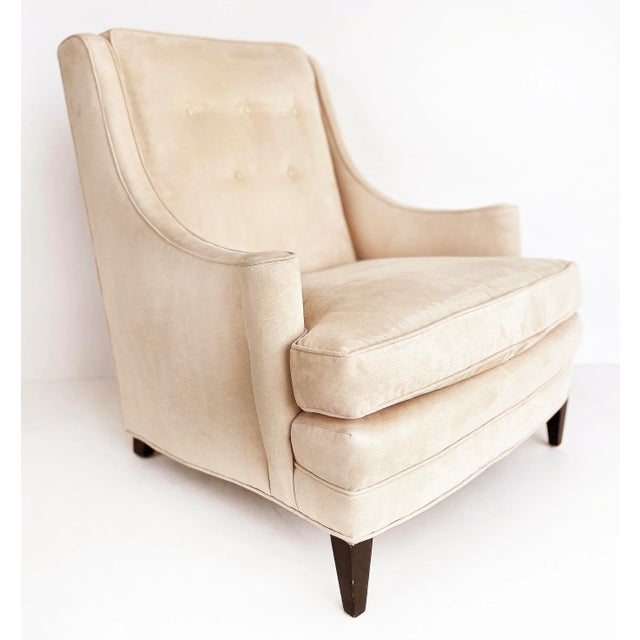 Cream 1940s Mid-Century Modern Club Chairs, Ultrasuede Upholstery, Loose Seat Cushions For Sale - Image 8 of 11