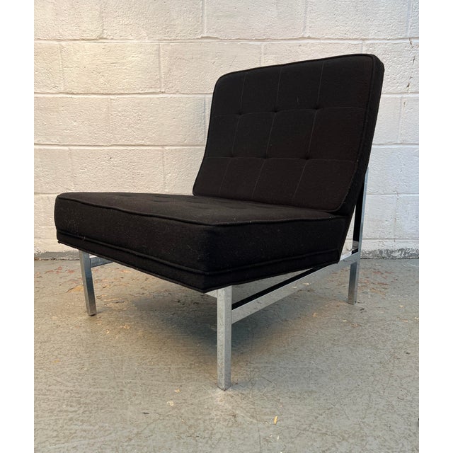 Mid-Century Modern Mid-Century Attribtued to Florence Knoll 'Model 51' Armless Slipper Lounge Chair For Sale - Image 3 of 15