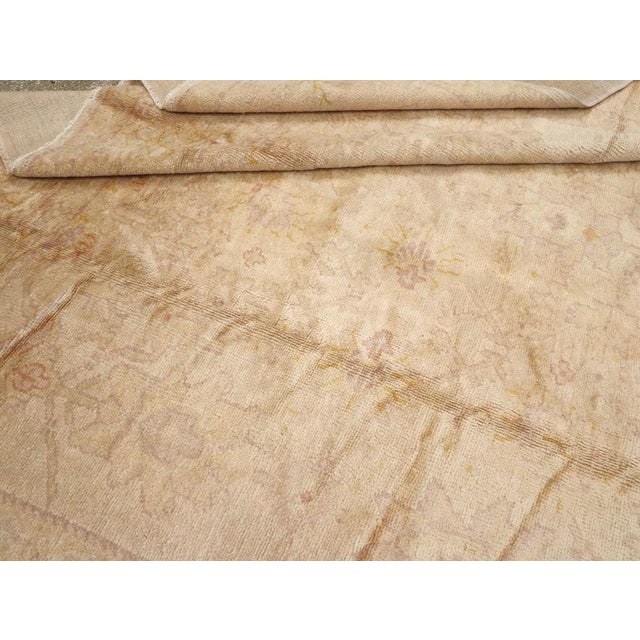 Ivory Galerie Shabab Collection Early 20th Century Turkish Oushak Room Size Carpet For Sale - Image 8 of 8