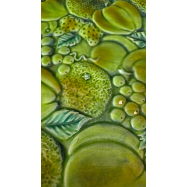 Ceramic 1960s Inarco Japan E2606 Green Majolica-Style Fruit Pedestal Compote For Sale - Image 7 of 18