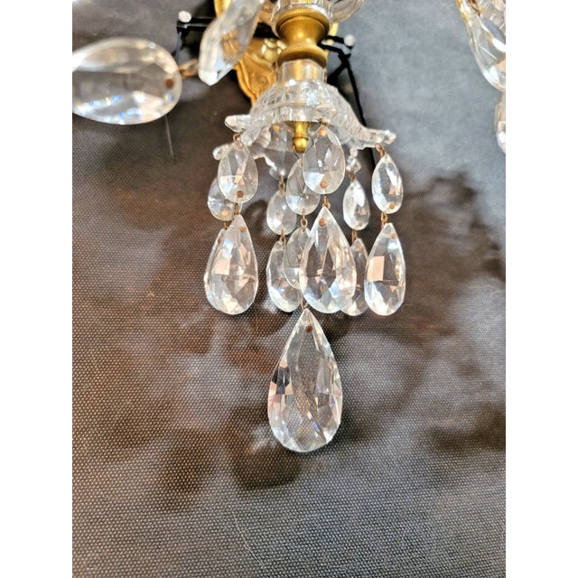 18thc British George III Museum Quality Cut Glass / Ormolu Wall Sconces - Set of 3 For Sale - Image 9 of 18