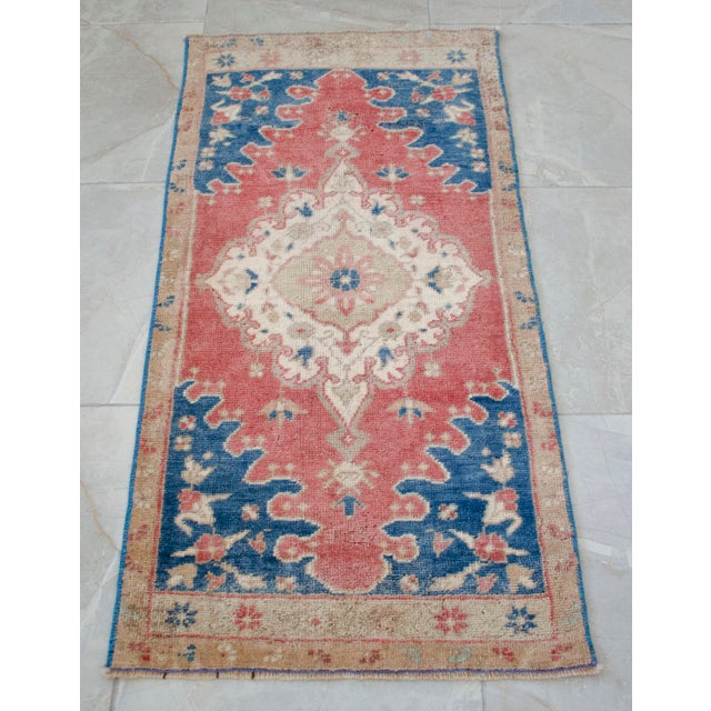 1970s Hand Made Small Turkish Rug. DoorMat Entry Decor Kitchen Mat Baht Rug - 21'' X 43'' For Sale - Image 12 of 13