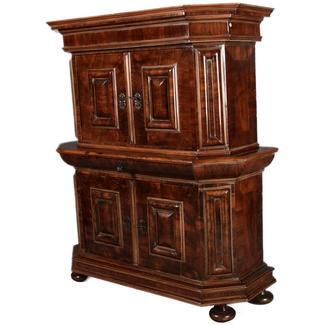 Baroque Antique Baroque Wave Top Cabinet in Walnut, 1720 For Sale - Image 3 of 18