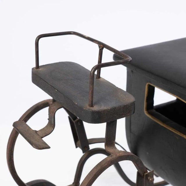 Early 20th Century English Coach Model For Sale - Image 10 of 12