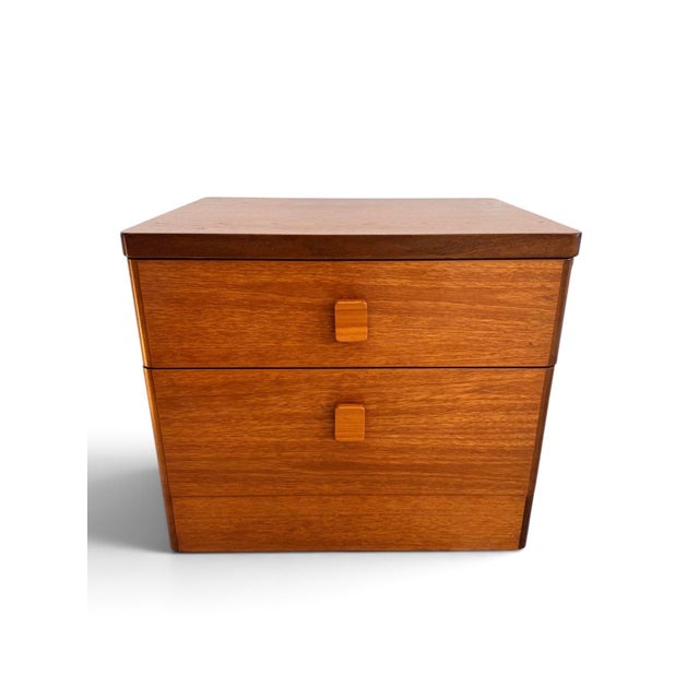 1970s Teak Cantata Collection Chest of Drawers by Ron Carter for Stag, 1970 For Sale - Image 5 of 8