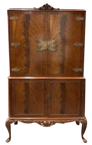 Cocktail Cabinet with Fitted Interior & Pull Out Tray