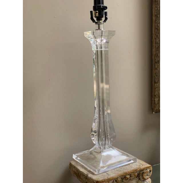 Late 20th Century Vintage Lucite Pillar Table Lamp For Sale - Image 5 of 8