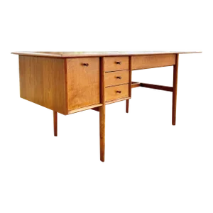 Extendable Writers Desk From the Parallel Series | Barney Flagg for Drexel