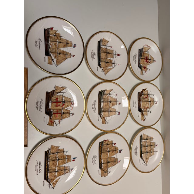 Wandteller the Ships of Discovery from Royal Worcester, 1970s, Set of 9, in Flawless conditions. Designed 1970 to 1979...