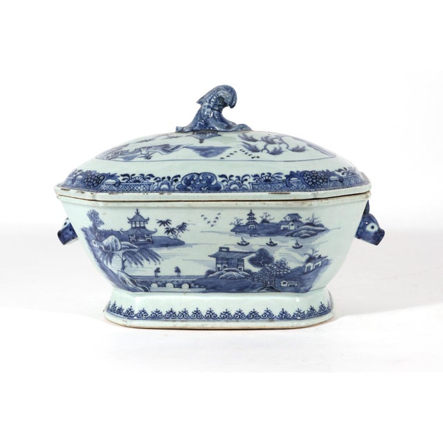River Pavilion: Chinese Export Porcelain Blue & White Tureen For Sale - Image 4 of 10
