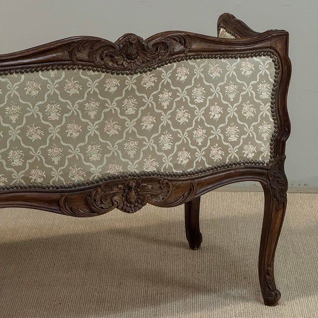 19th Century French Louis XV Walnut Vanity Armchair For Sale - Image 18 of 18