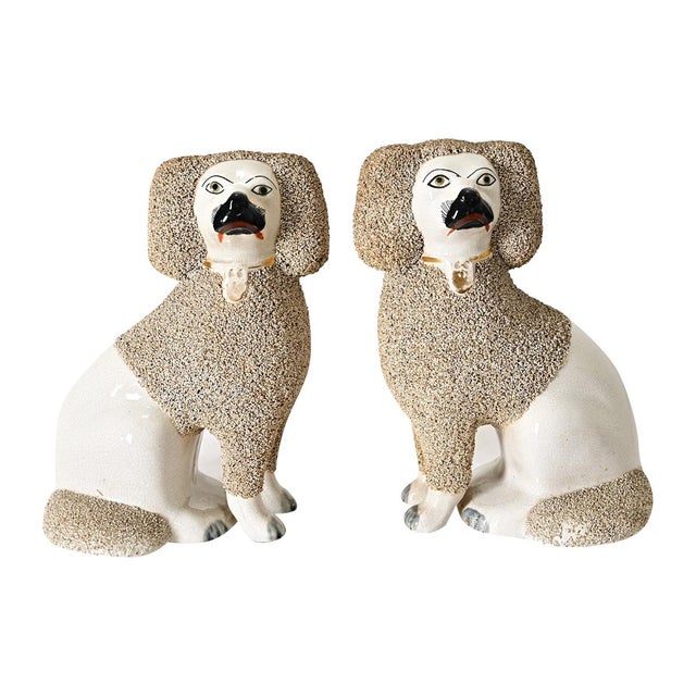 English Pair of 19th Century Staffordshire White Poodle Dogs For Sale - Image 4 of 12