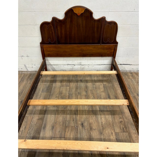 Davis Cabinet Company Vintage Full Size Davis Cabinet Co Art Deco Art Nouveau Style Low Poster Bed For Sale - Image 4 of 10