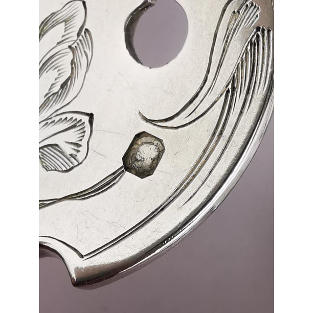 Art Nouveau Iris Pattern Fish Cutlery in Silver from Henin & Cie, 1900s, Set of 12 For Sale - Image 17 of 18