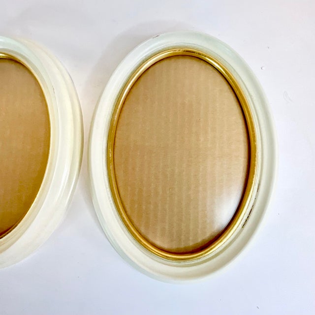 1950s Vintage German Hollywood Regency Oval Wall Picture Frames - Set of 3. For Sale - Image 4 of 10