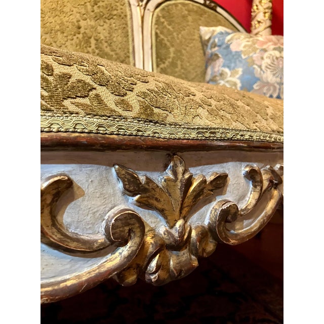 17th Century Italian Baroque Louis XIV Lacquered and Parcel Gilt Sofa For Sale - Image 6 of 12