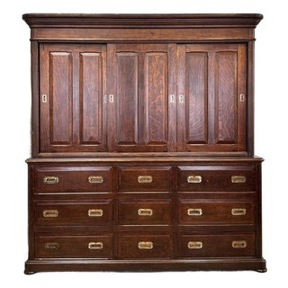 Late 19th Century Solid Quarter Sawn Oak Cabinet For Sale
