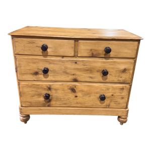 19th Century English Pine Chest of Drawers