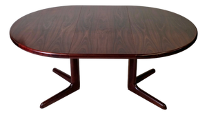 Late 20th Century Danish Rosewood Dining Table Attributed to Skovby