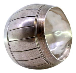 Silver Napkin Ring with Kite-Shaped Bands and Beaded Edges