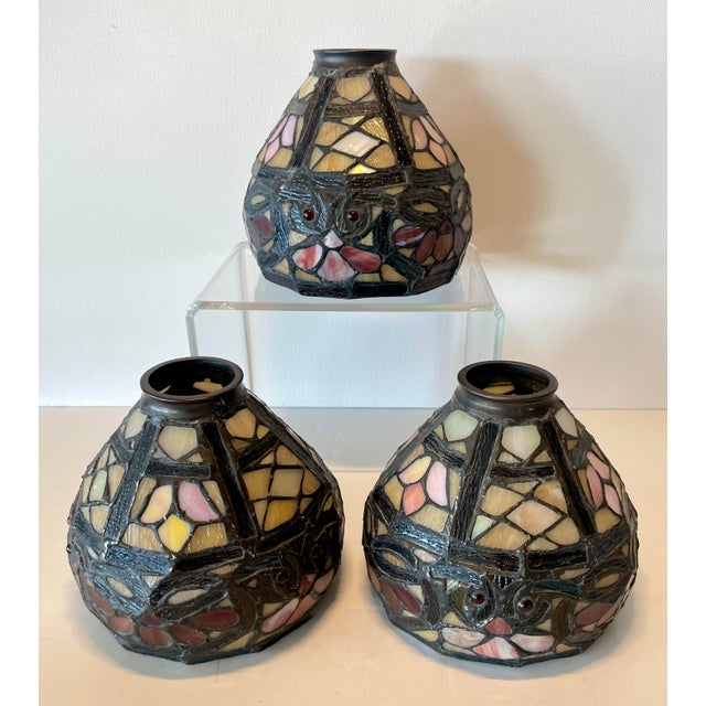 Excellent and rare set of artisan made, matching shades, in shades of iridescent green, pink, amber and red. Perfect for a...