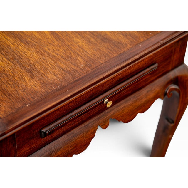 Wood Vintage Henkel Harris Queen Anne Mahogany Tea Table With Candle Slides For Sale - Image 7 of 11
