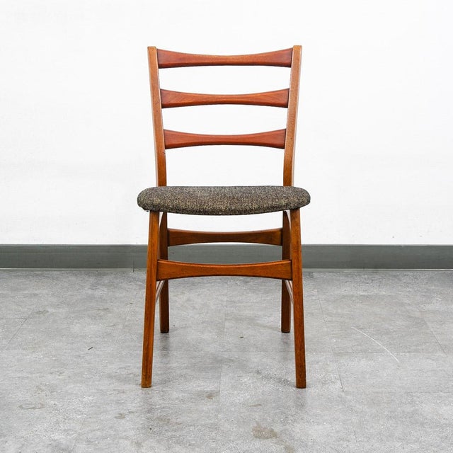 1960s Mid Century Modern Dining Chairs Set 4 Mobler Ladder Back Farstrup Teak Grey MCM For Sale In Sacramento - Image 6 of 12